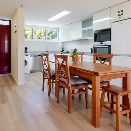 公寓 Shoreline Escape By Portugal Active *