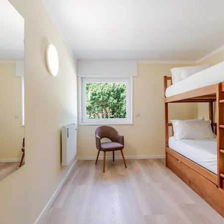 Shoreline Escape By Portugal Active * Esposende