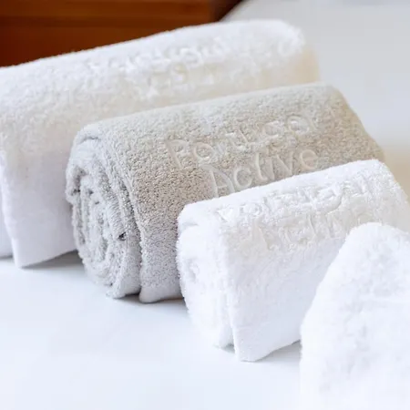 Shoreline Escape By Portugal Active Appartamento *