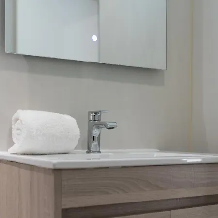 Shoreline Escape By Portugal Active