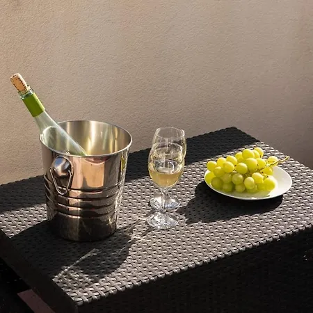 Shoreline Escape By Portugal Active * Esposende