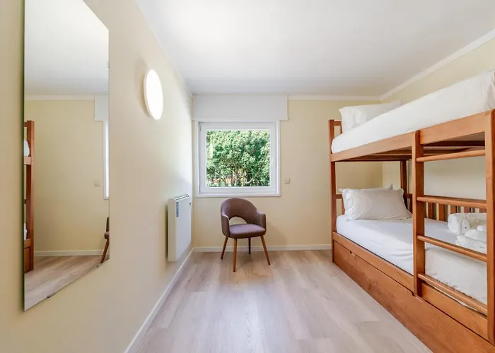 Shoreline Escape By Portugal Active * Esposende