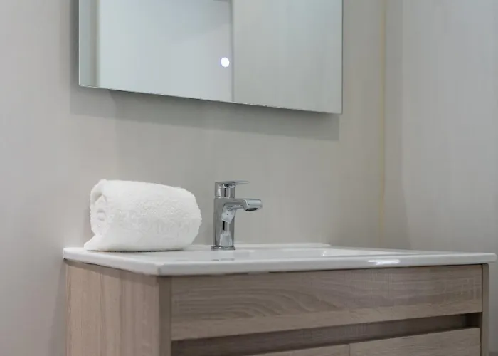 Shoreline Escape By Portugal Active